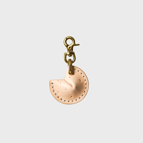 LEATHER FORTUNE COOKIE 牛皮小幸運餅乾