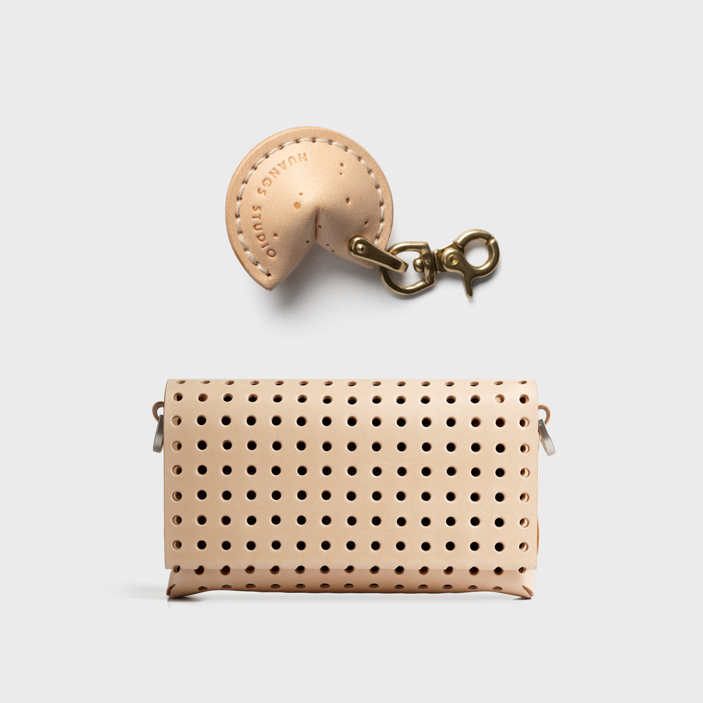 DONDON BAG 洞洞包 M X1 ＋ 幸運餅乾 X1 限定組合