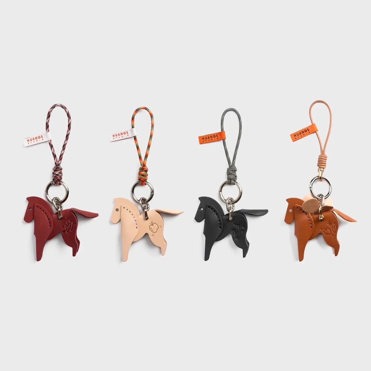 🎠 馬年皮革吊飾盲盒-隨機驚喜版 |Year of the Horse Leather Charm Blind Box-Random Edition