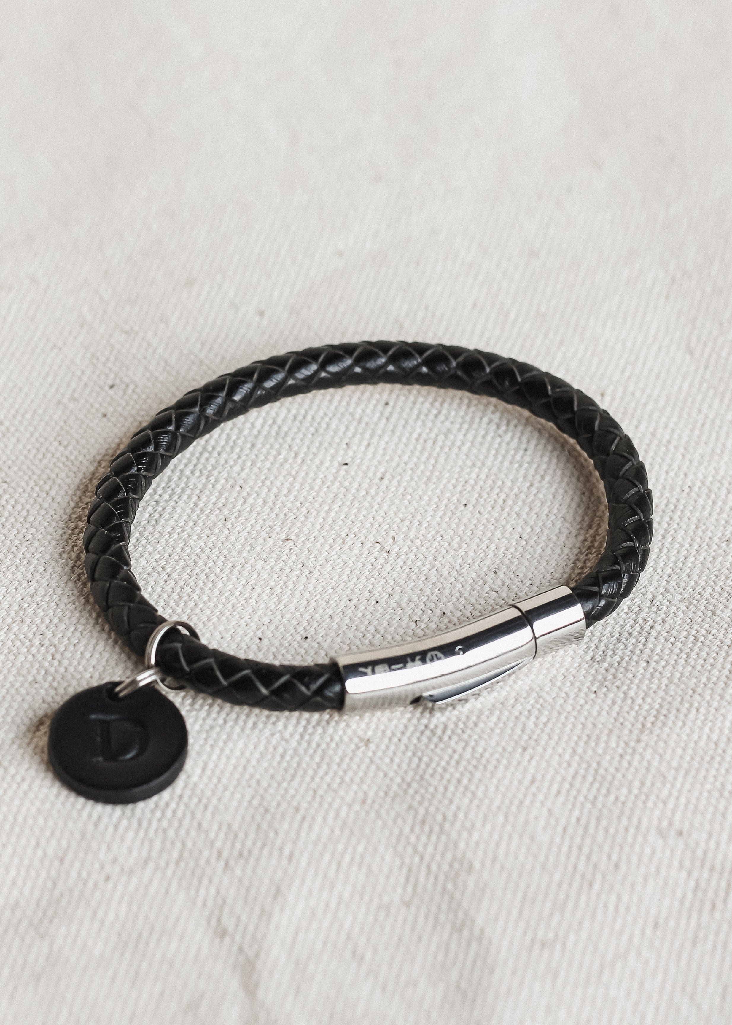 編織手環吊牌組合 WOVEN 8+5mm BRACELETS WITH TAG - HUANGS