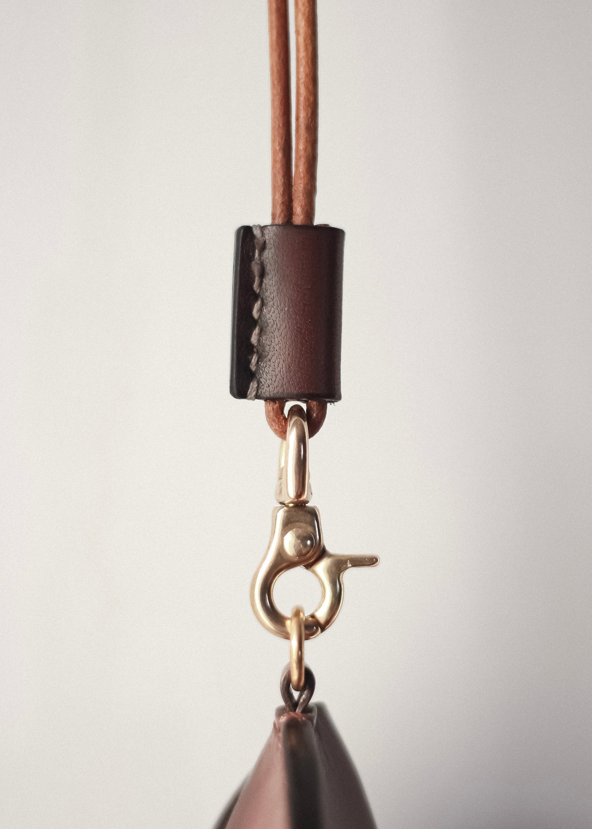 零錢頸掛圓包 COIN CASE - HUANGS